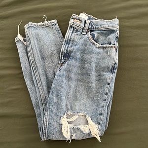 Abercrombie & Fitch High Rise Mom Jeans